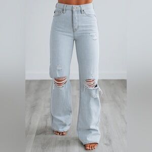 High-Rise Distressed Wide-Leg Jeans - Light Blue